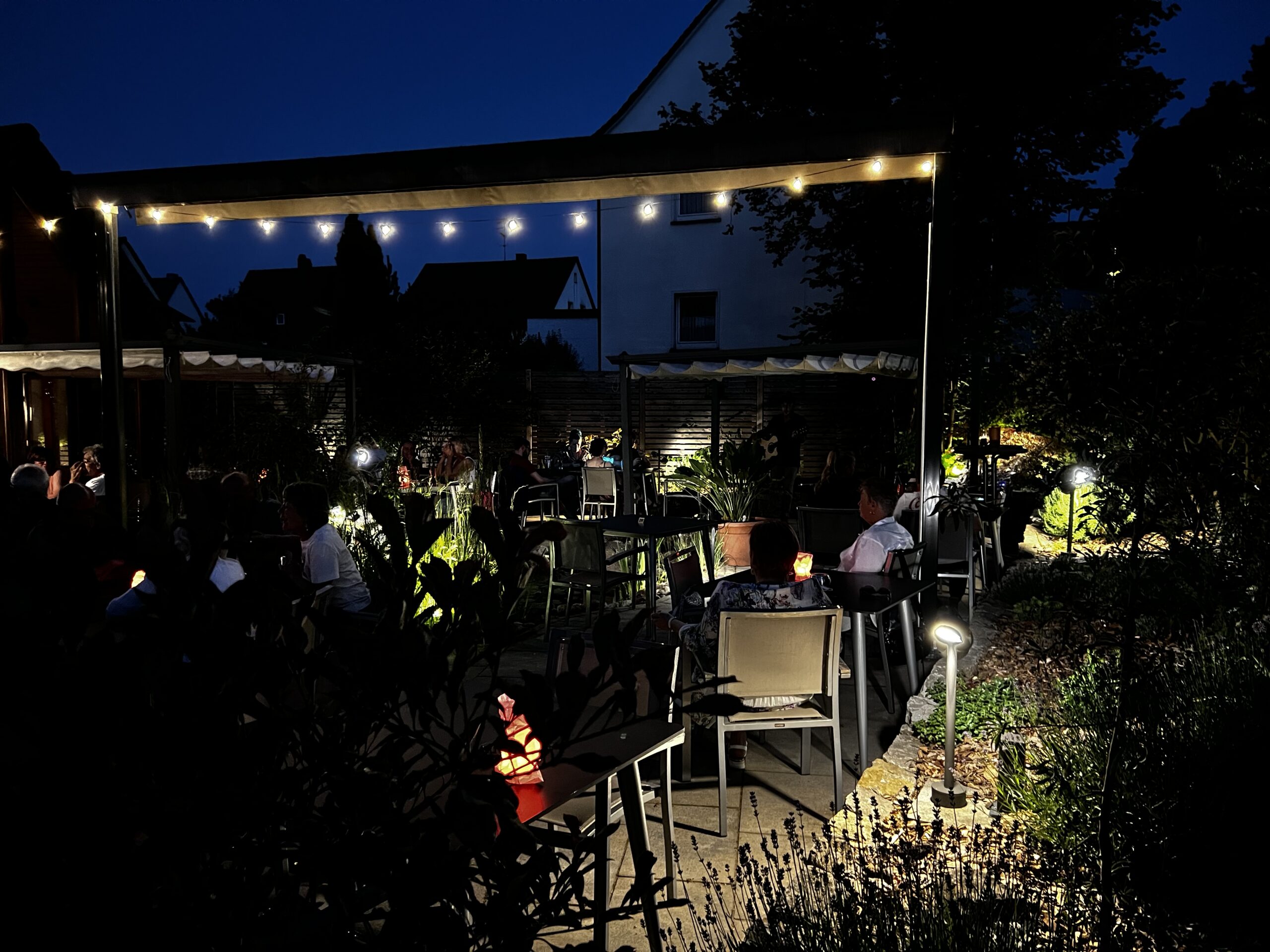 Livemusik bei Raum und Garten